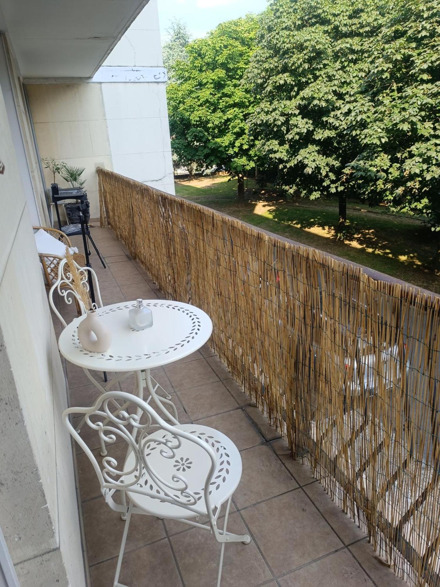 Private Room In Cozy Homestay - Line 14, Direct Access To Paris - Airport Orly เชอวิลยี-ลารุย ภายนอก รูปภาพ