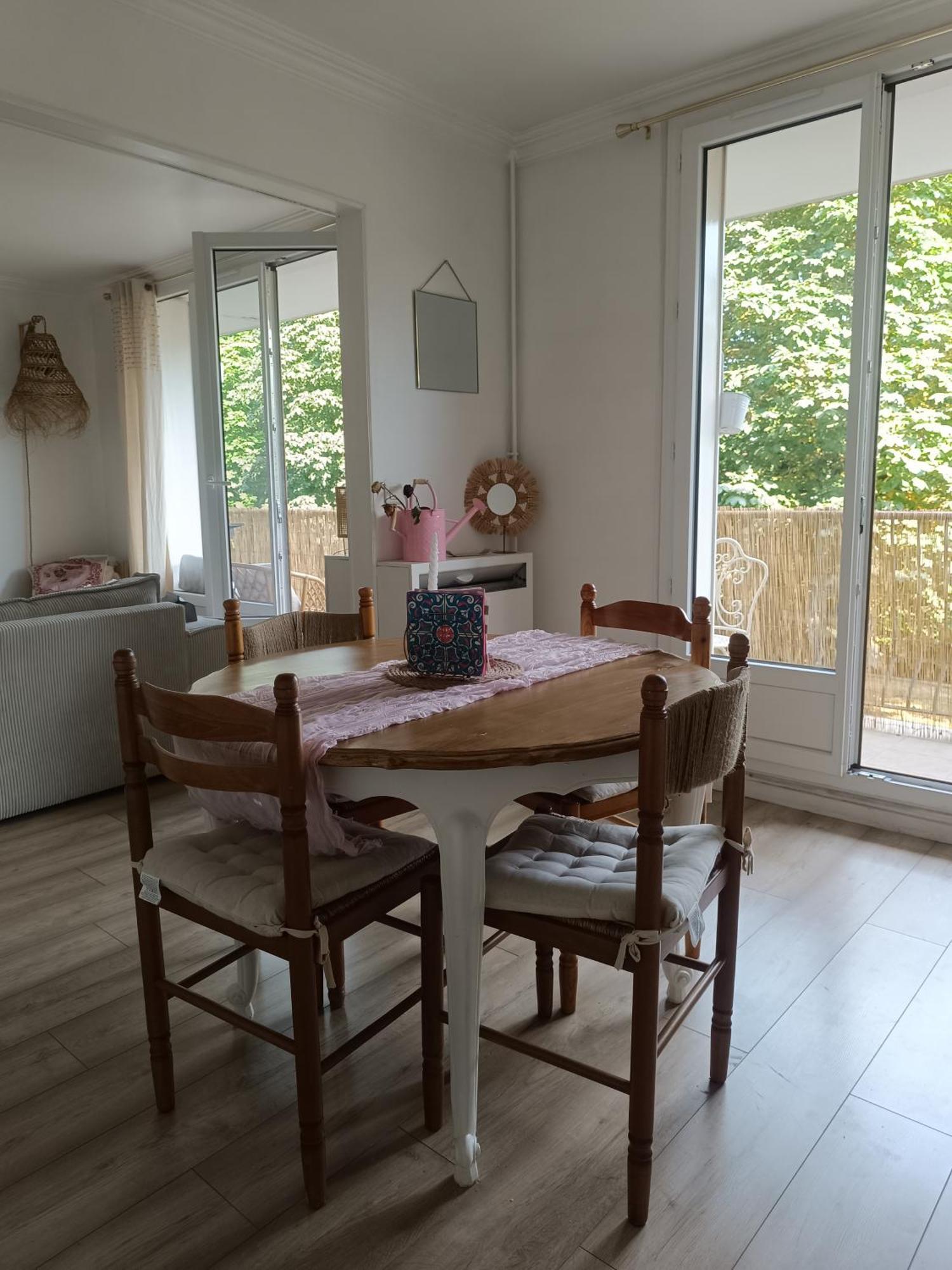 Private Room In Cozy Homestay - Line 14, Direct Access To Paris - Airport Orly เชอวิลยี-ลารุย ภายนอก รูปภาพ